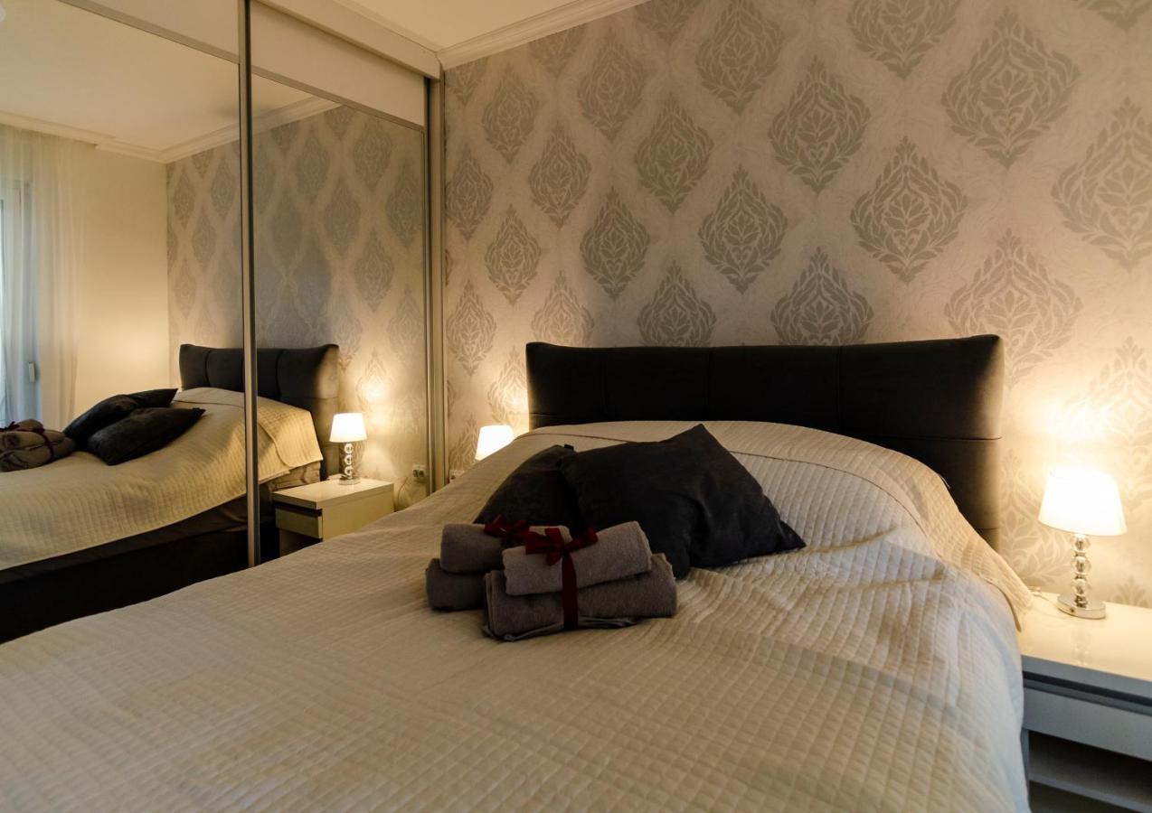 Apartman Mdb Lux Subotica Esterno foto