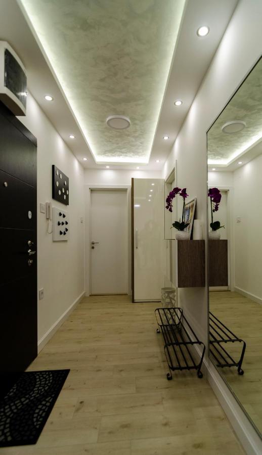 Apartman Mdb Lux Subotica Esterno foto