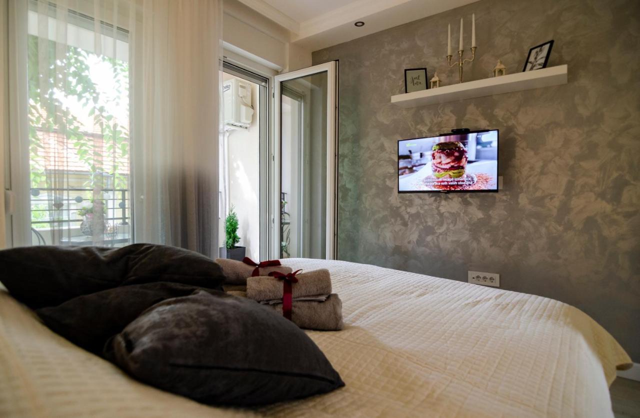 Apartman Mdb Lux Subotica Esterno foto